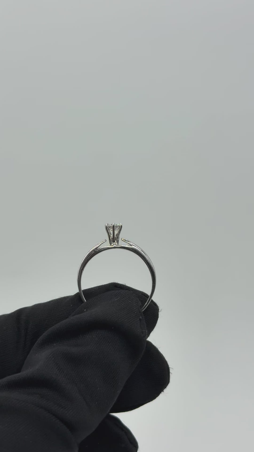 SOLITARIO 6 UÑAS ALTO